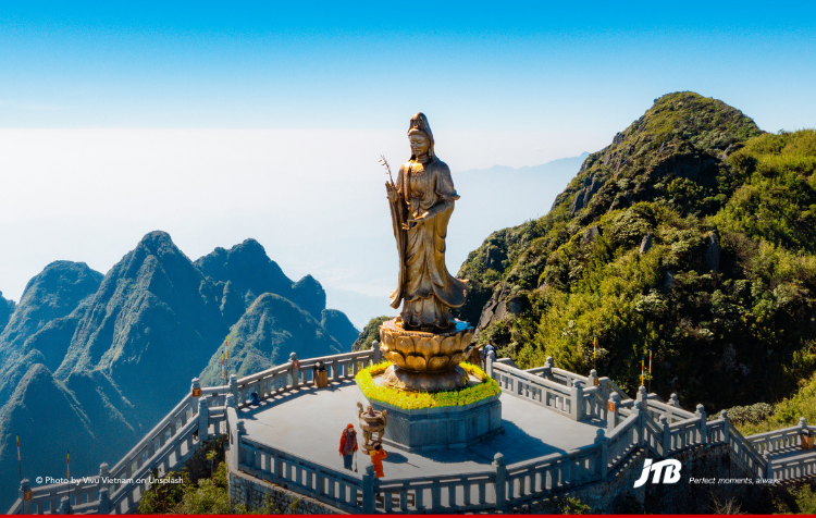 5D4N Hanoi & Sapa Explorer Tour